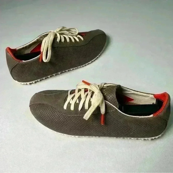 Plae Sun Sneaker Women Magnetic Grey Leather Lace Up Shoes Perforated Comfy 7W - Picture 4 of 12